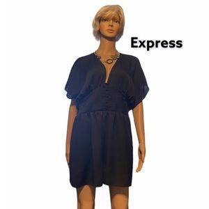 Express romper in size L and black 💖💕